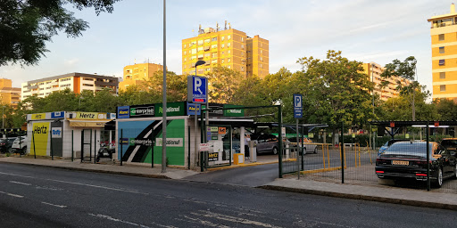 National Car Rental - Estación de tren de Sevilla Santa Justa