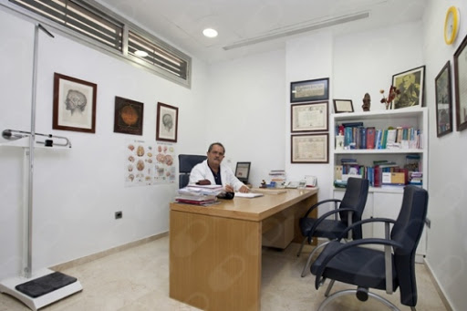 Dr. Alfonso Prieto Rodriguez, Psiquiatra