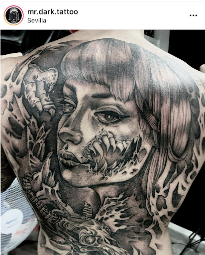 Dolor Tattoo & Piercing Studio
