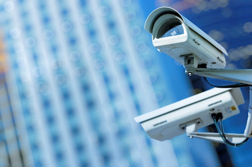 VÉLITES Sistemas de Seguridad Alarmas y cámaras de vigilancia