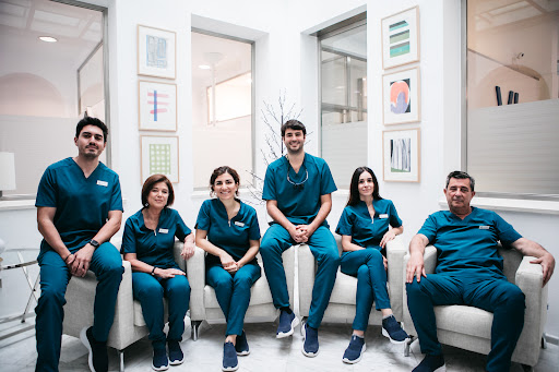 Heferclinic - Dres. Fernández-Iruzubieta. Clínica dental en Sevilla