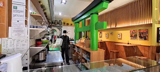 Izakaya y sushi bar Japonés - WASABI