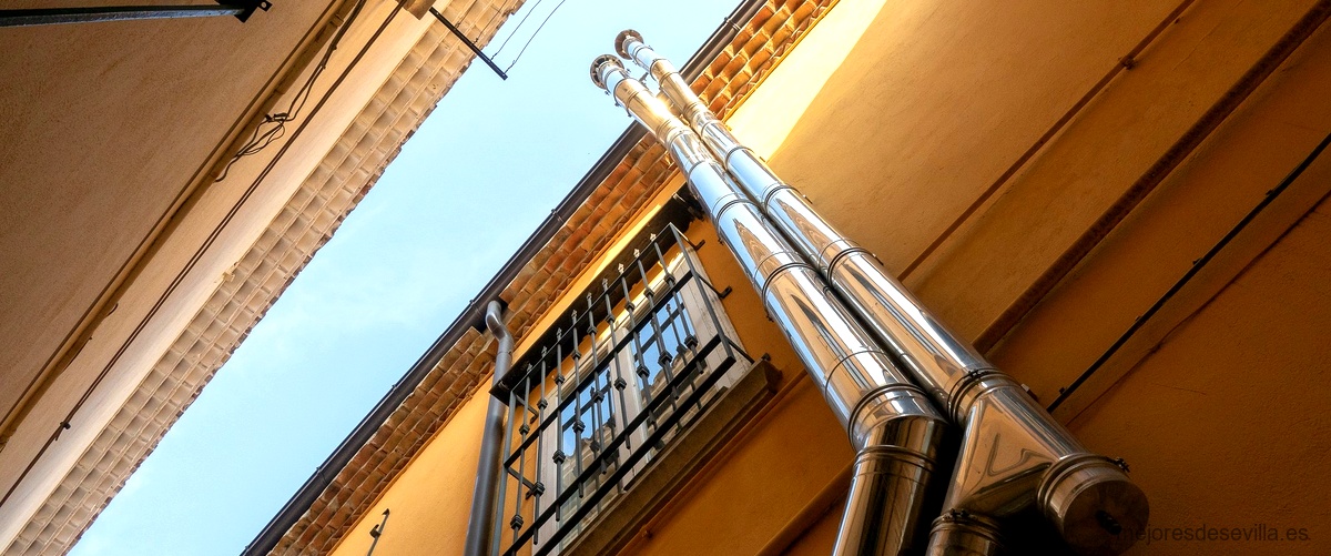Cómo elegir la empresa de alquiler de andamios adecuada para tus necesidades en Sevilla