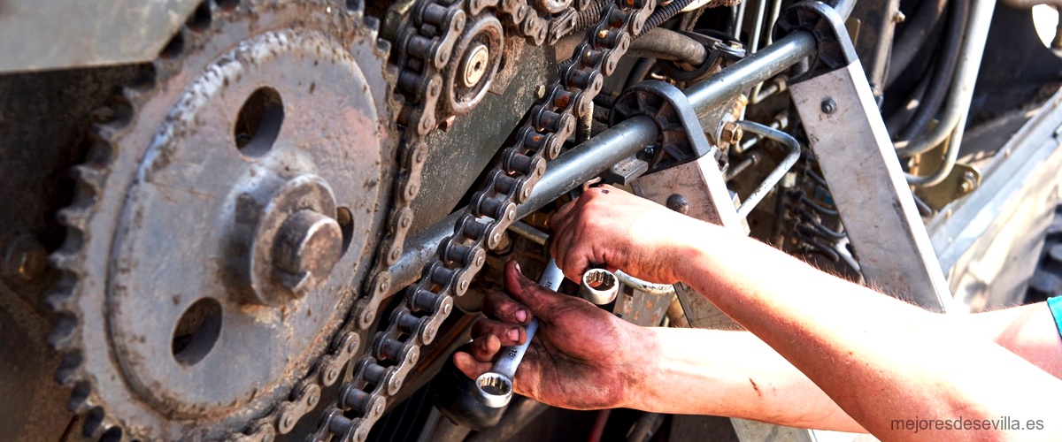 ¿Qué se estudia para reparar motos?